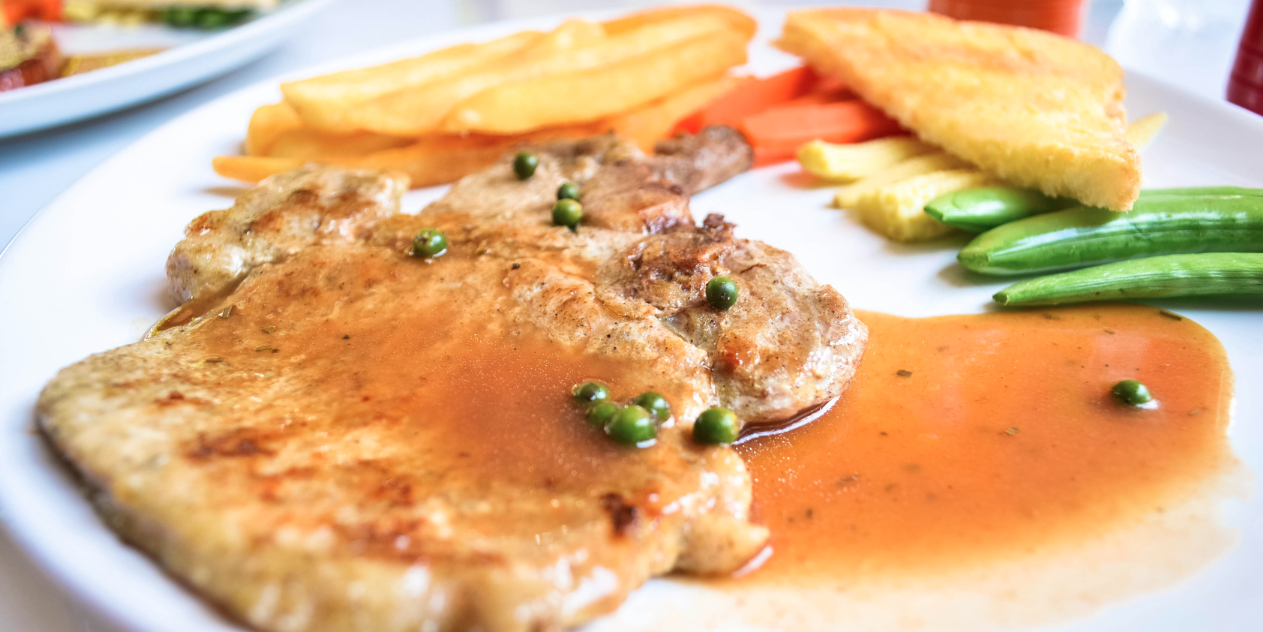 Slow Cooker Pork Chops with Gravy * *