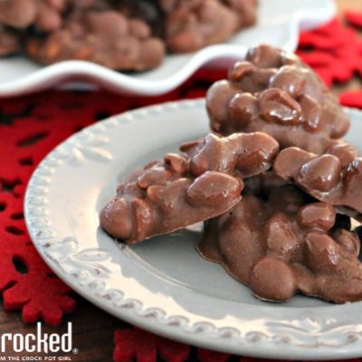 **Slow Cooker Chocolate Peanut Clusters