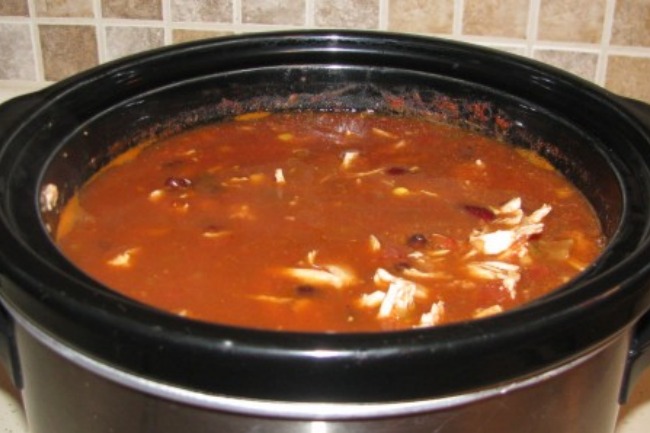 **Slow Cooker Chicken Taco Chili