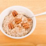 **Slow Cooker Pecan Pie Oatmeal