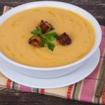 ** Slow Cooker Cauliflower Curry Soup