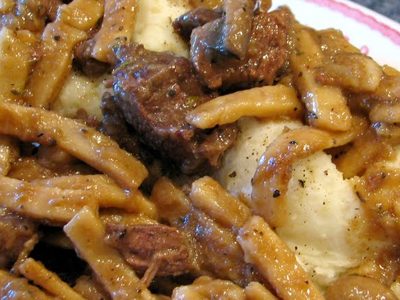 Crock Pot Beef and Noodles