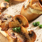 Slow Cooker Mushroom Crostini * *