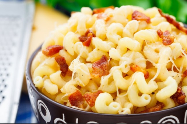 **Slow Cooker Yummy Mac and Cheese