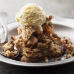 **Slow Cooker Apple Crumble
