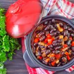 ** Slow Cooker Black Bean Turkey Chili