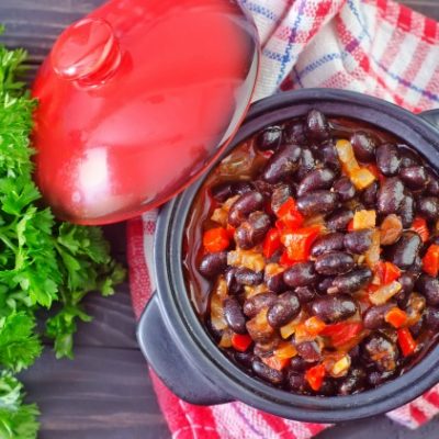 ** Slow Cooker Black Bean Turkey Chili
